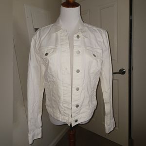 White Gap jean jacket